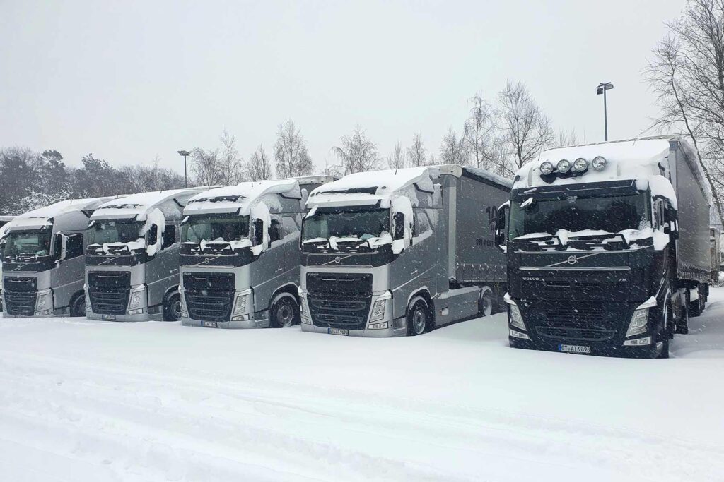 o-w-t Fahrzeuge im Schnee